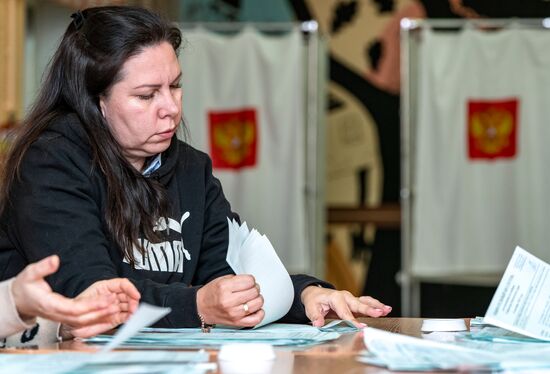Russia Elections Vote Counting