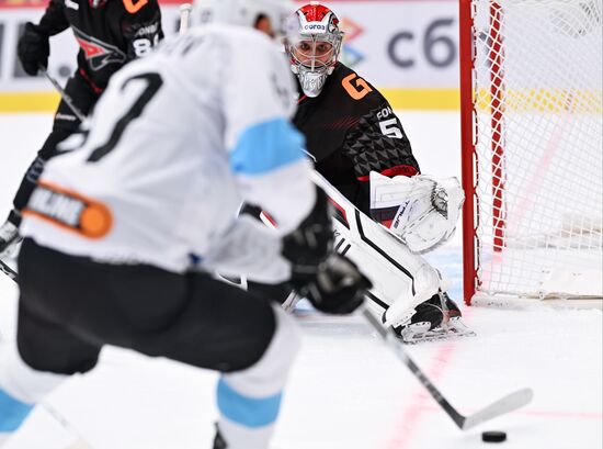 Russia Ice Hockey Kontinental League Avangard - Dinamo