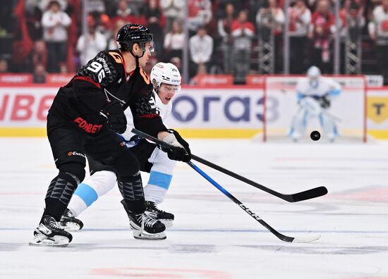 Russia Ice Hockey Kontinental League Avangard - Dinamo
