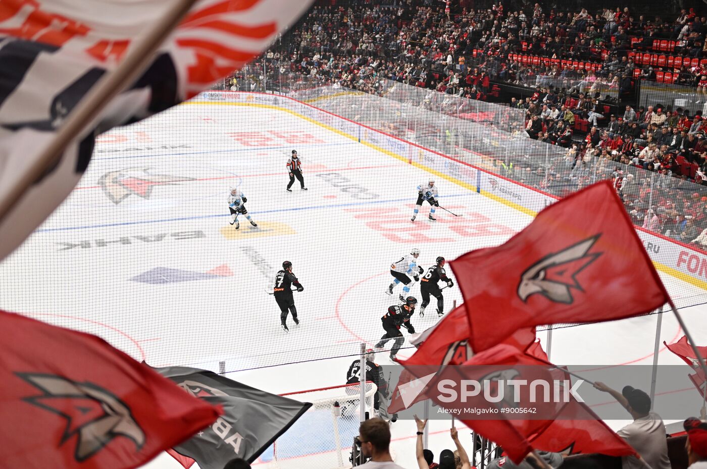 Russia Ice Hockey Kontinental League Avangard - Dinamo