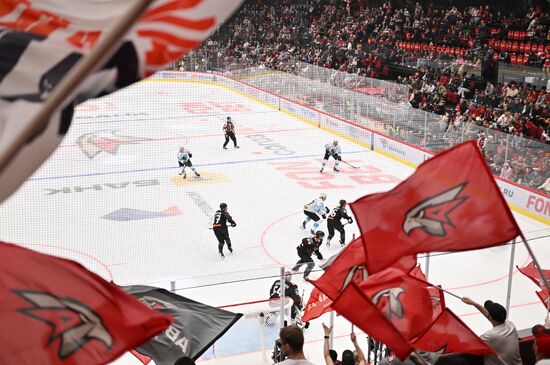 Russia Ice Hockey Kontinental League Avangard - Dinamo