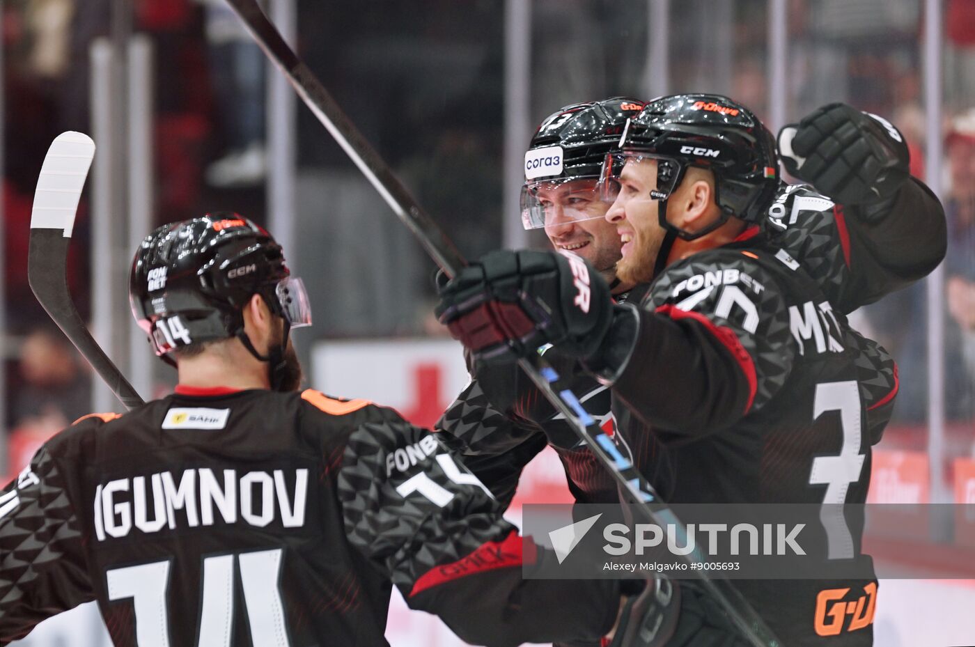 Russia Ice Hockey Kontinental League Avangard - Dinamo