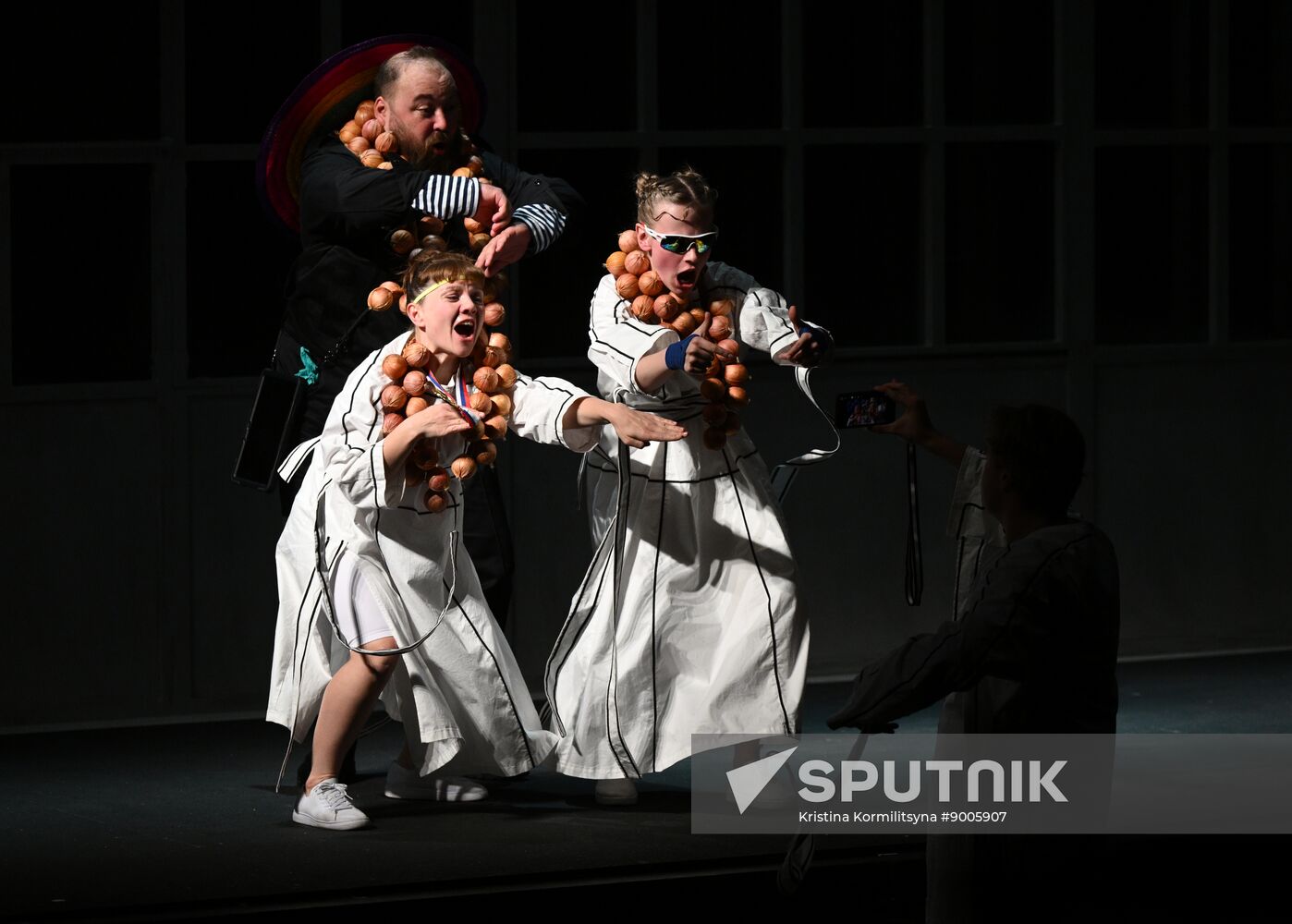 Russia Theatre 4 Days in Frame 25