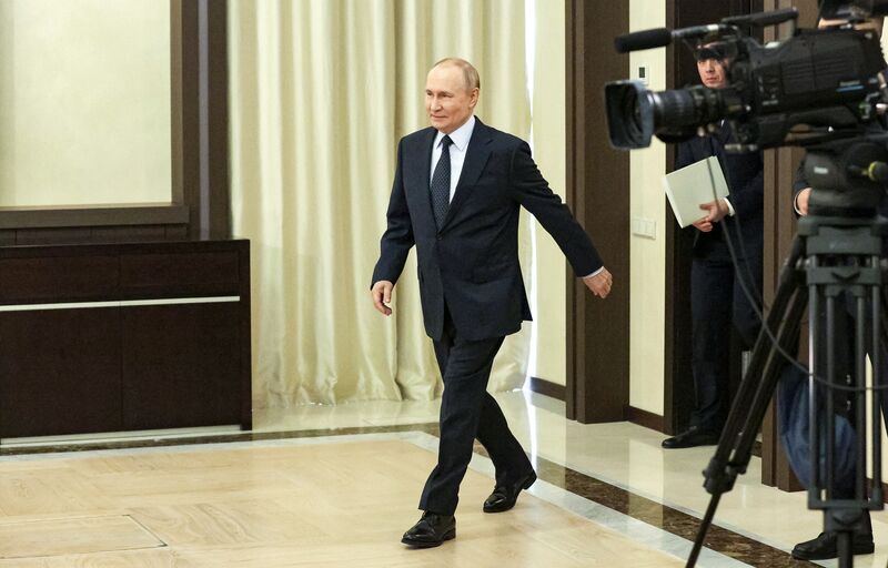 Russia Putin Parliament