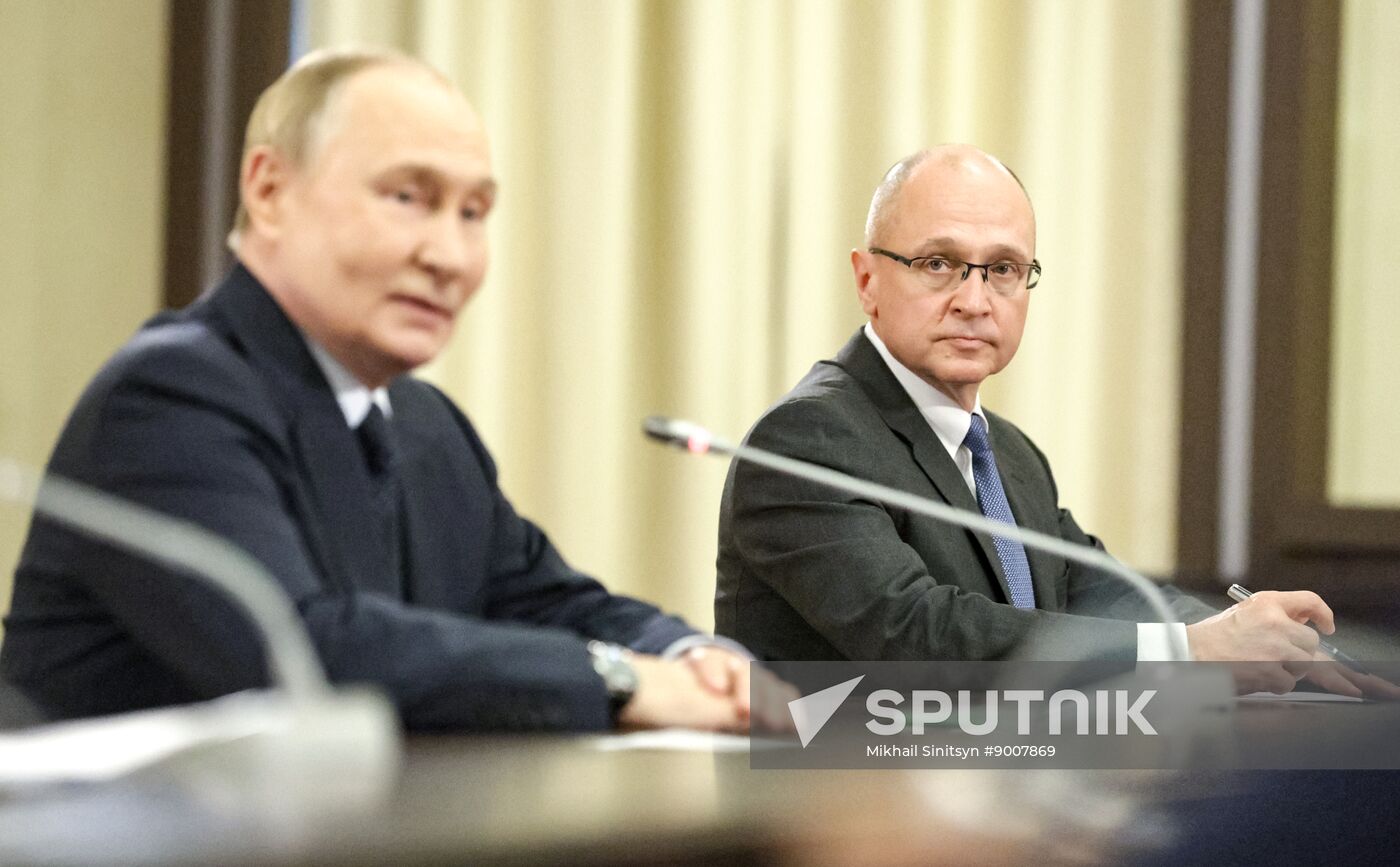 Russia Putin Parliament