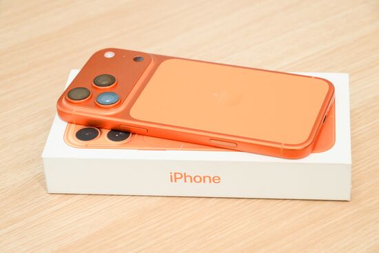 Russia Apple New iPhone Sales