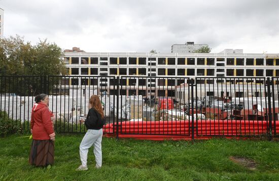 Russia School Collapse