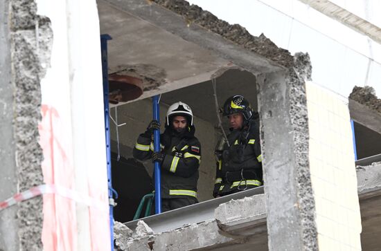 Russia School Collapse