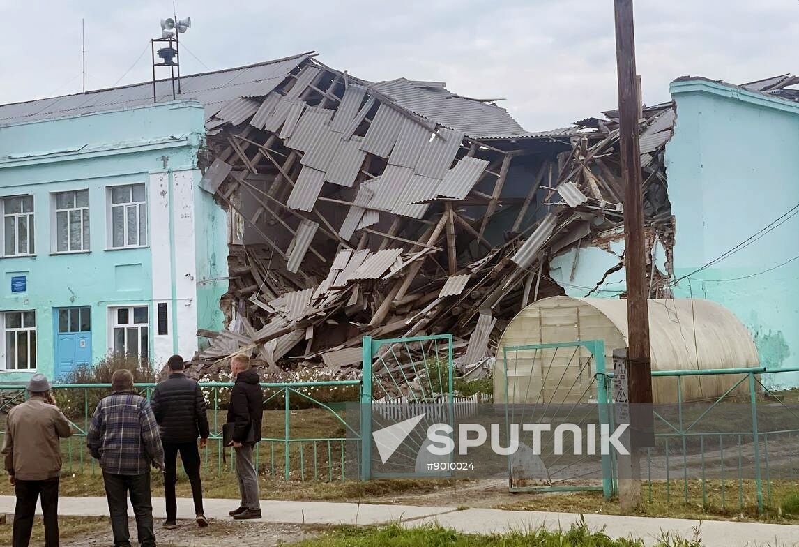 Russia School Collapse