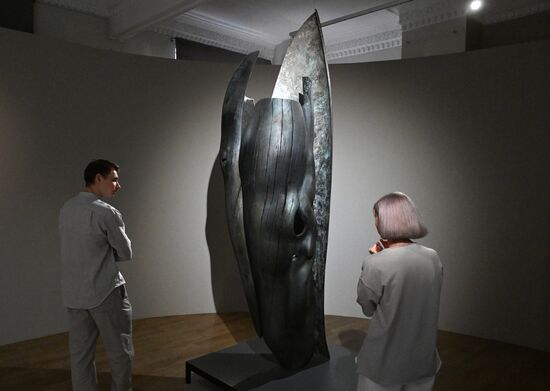 Russia Art Namdakov Sculpture Exhibition