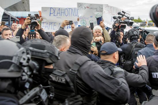 Moldova Greece Tycoon Extradition