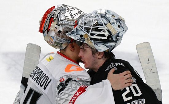 Russia Ice Hockey Kontinental League Traktor - Avangard