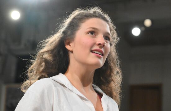 Russia Theatre Woe from Wit