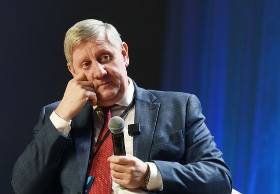Russia Znaniye Pervye Educational Marathon