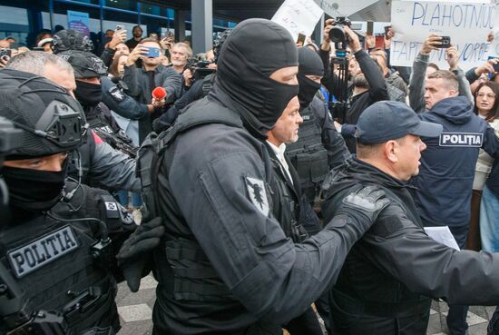 Moldova Greece Tycoon Extradition