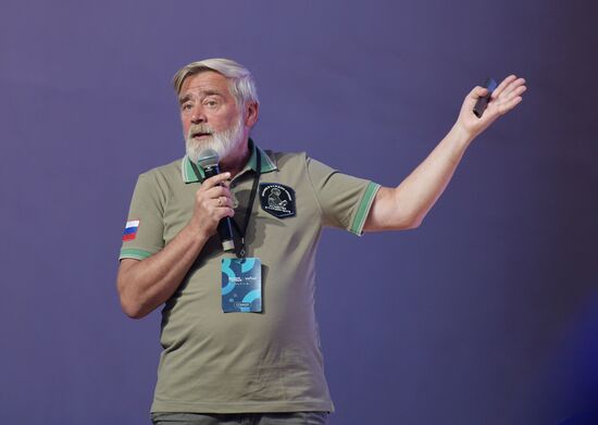 Russia Znaniye Pervye Educational Marathon