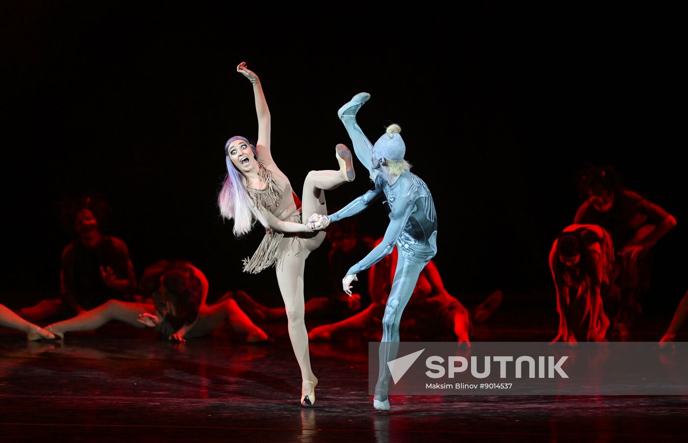 Russia Entertainment Moiseyev Folk Dance Ensemble