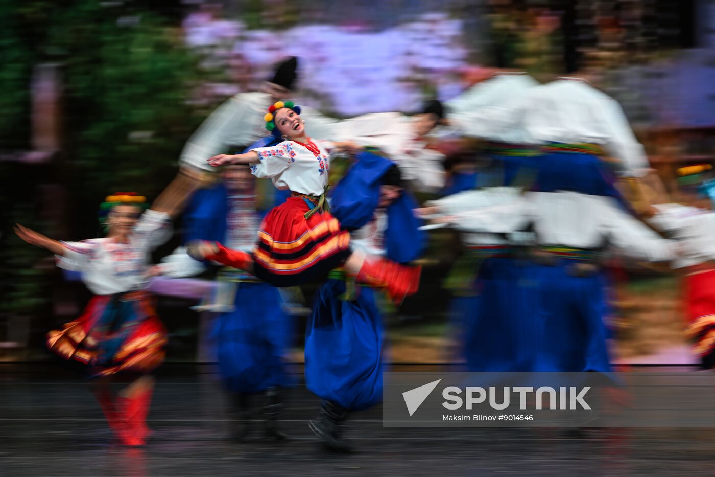 Russia Entertainment Moiseyev Folk Dance Ensemble