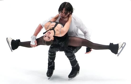 Russia Figure Skating Test Skates Ice Dance