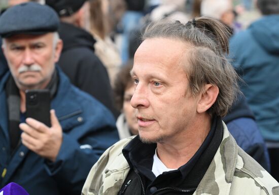 Russia Film Director Keosayan Death