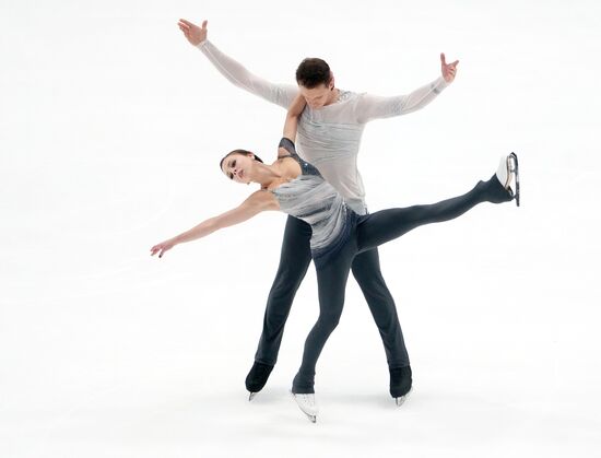Russia Figure Skating Test Skates Pairs