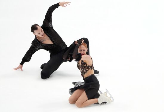 Russia Figure Skating Test Skates Pairs