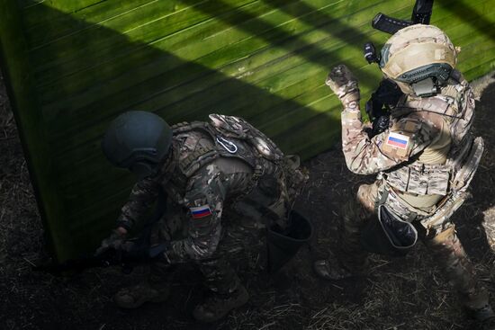 Russia Ukraine Military Operation Assault Units