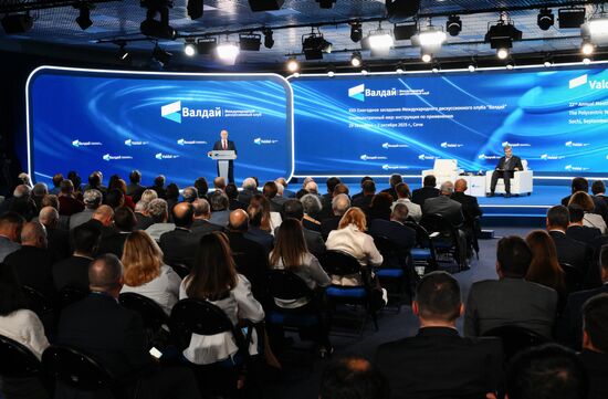 Russia Putin Valdai Discussion Club