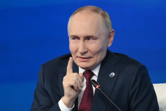 Russia Putin Valdai Discussion Club