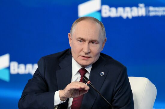 Russia Putin Valdai Discussion Club