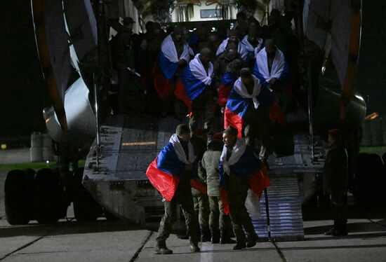 Russia Ukraine Military Operation POWs Exchange