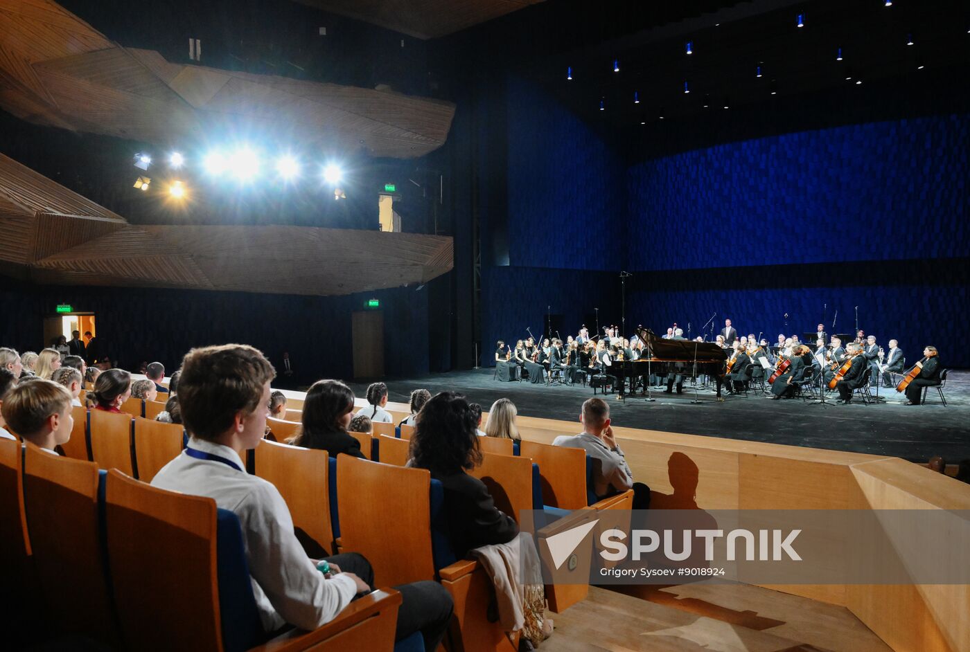 Russia Putin Sirius Concert Centre