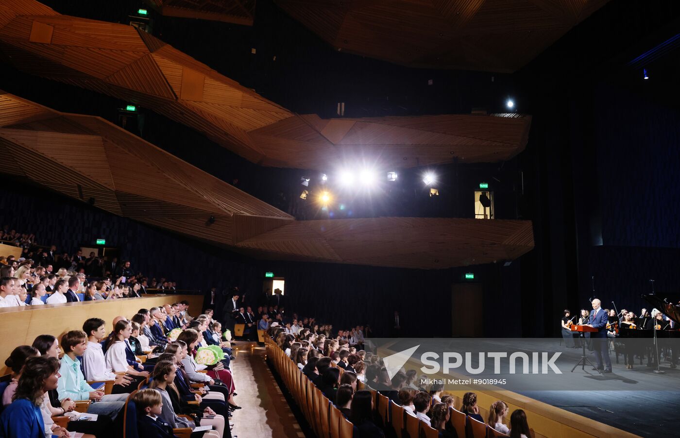 Russia Putin Sirius Concert Centre