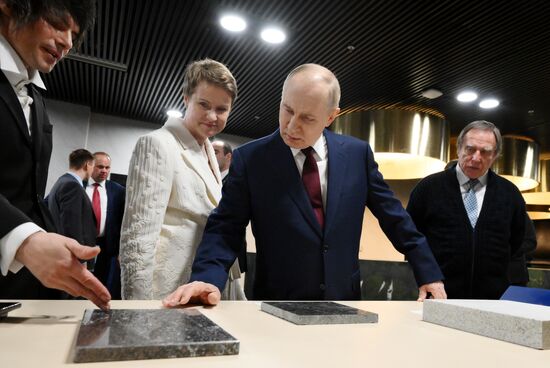 Russia Putin Sirius Concert Centre