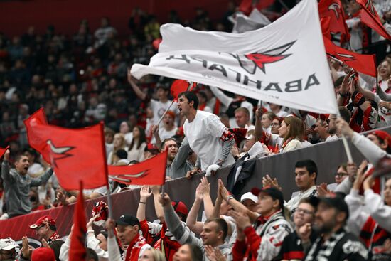Russia Ice Hockey Kontinental League Avangard - Lokomotiv