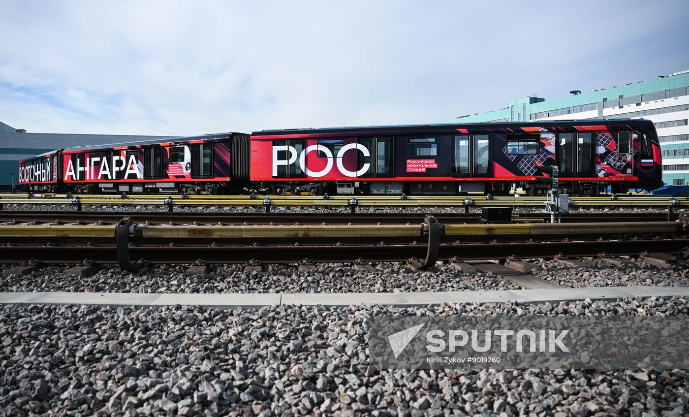Russia Moscow Metro Themed Train