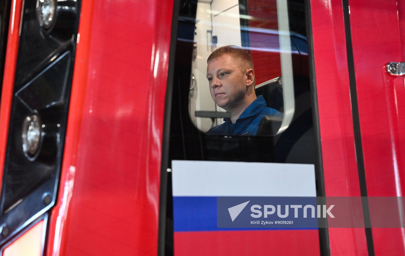 Russia Moscow Metro Themed Train