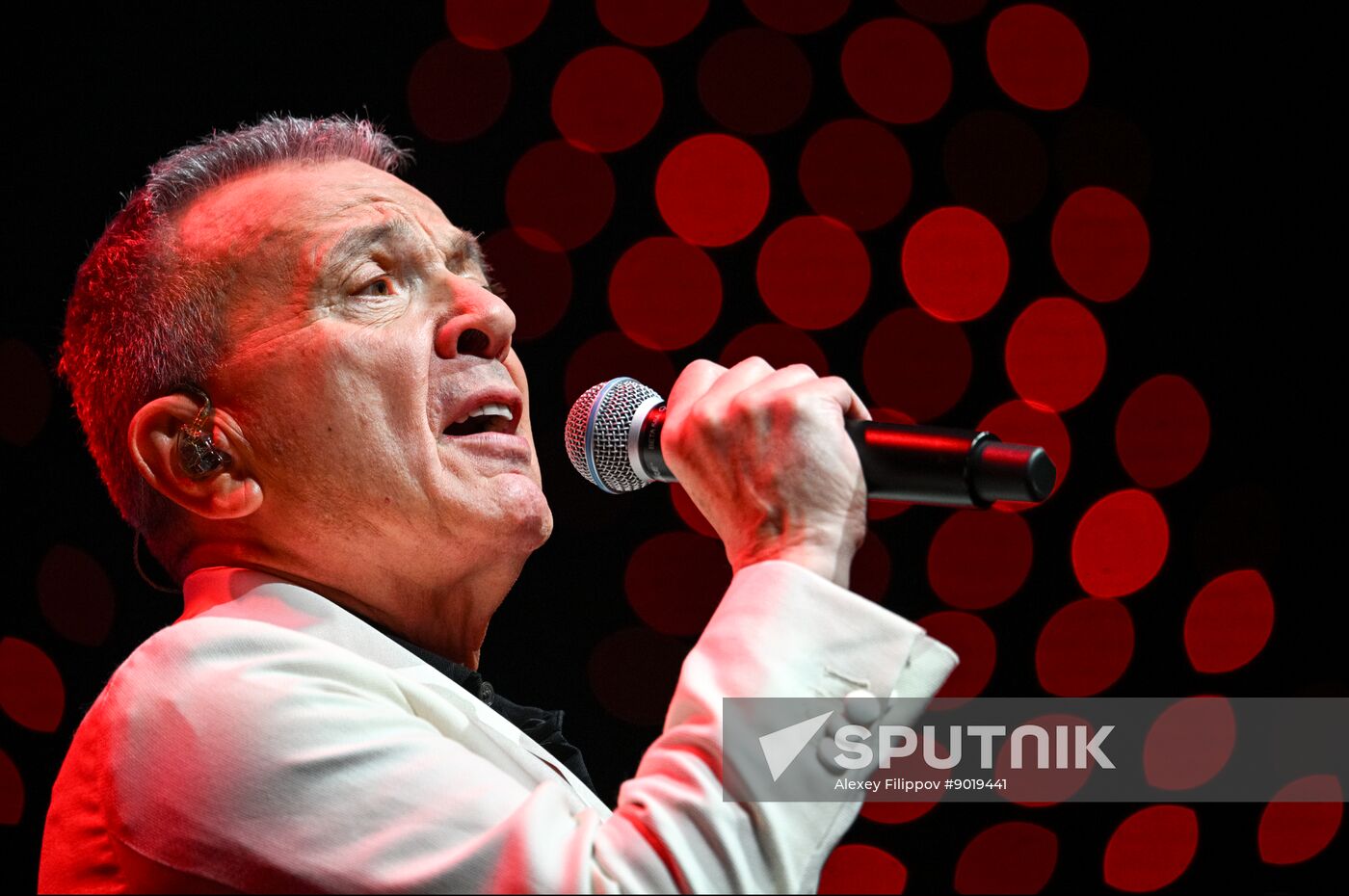 Russia Entertainment Pupo