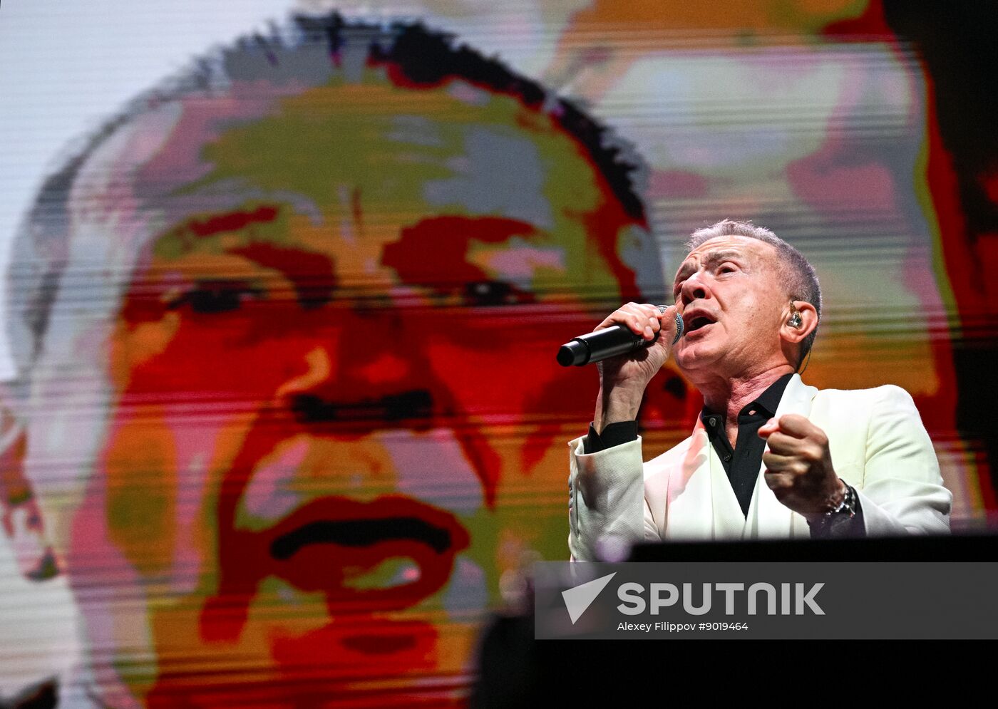 Russia Entertainment Pupo