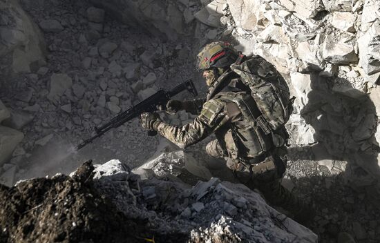 Russia Ukraine Military Operation Assault Units