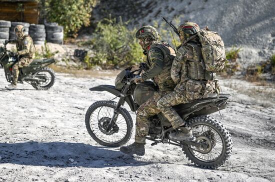 Russia Ukraine Military Operation Assault Units