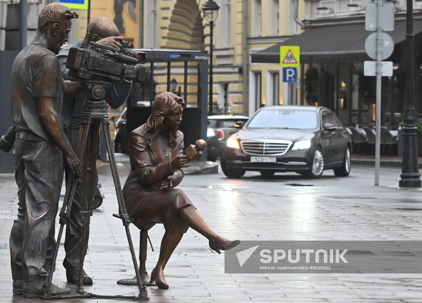 Russia Journalists Sculpture