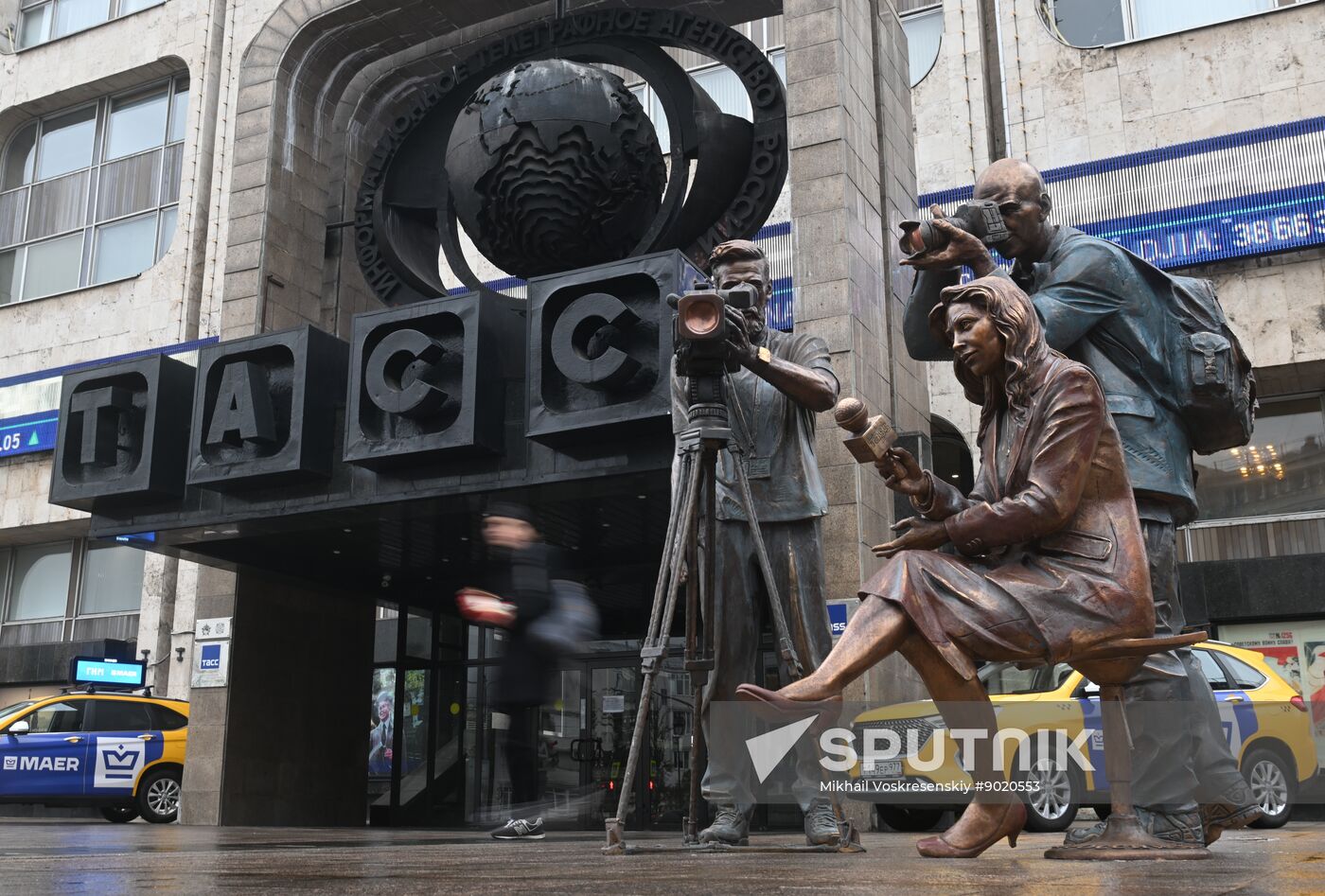 Russia Journalists Sculpture