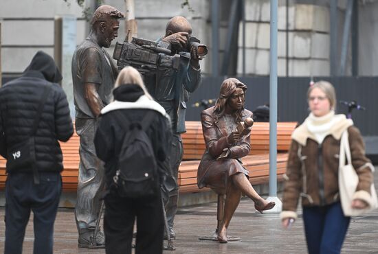Russia Journalists Sculpture