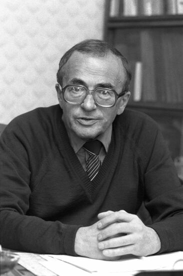 Soviet scientist Vitaly Goldansky, member of Soviet Academy of Sciences