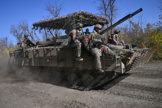 Russia Ukraine Military Operation Troops Training