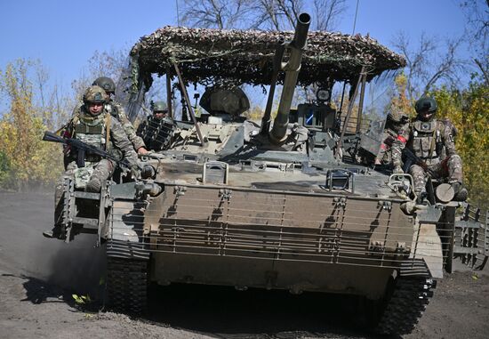 Russia Ukraine Military Operation Troops Training