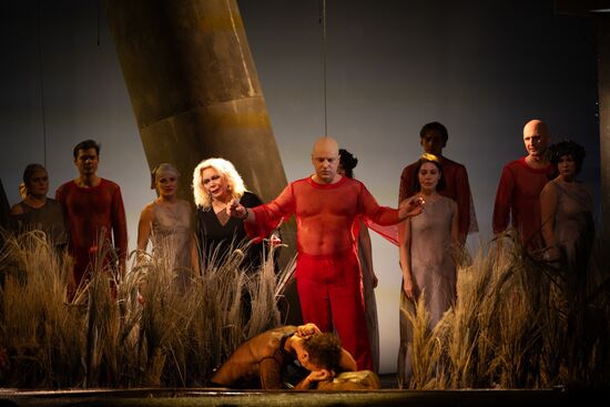 Russia Theatre Messenger
