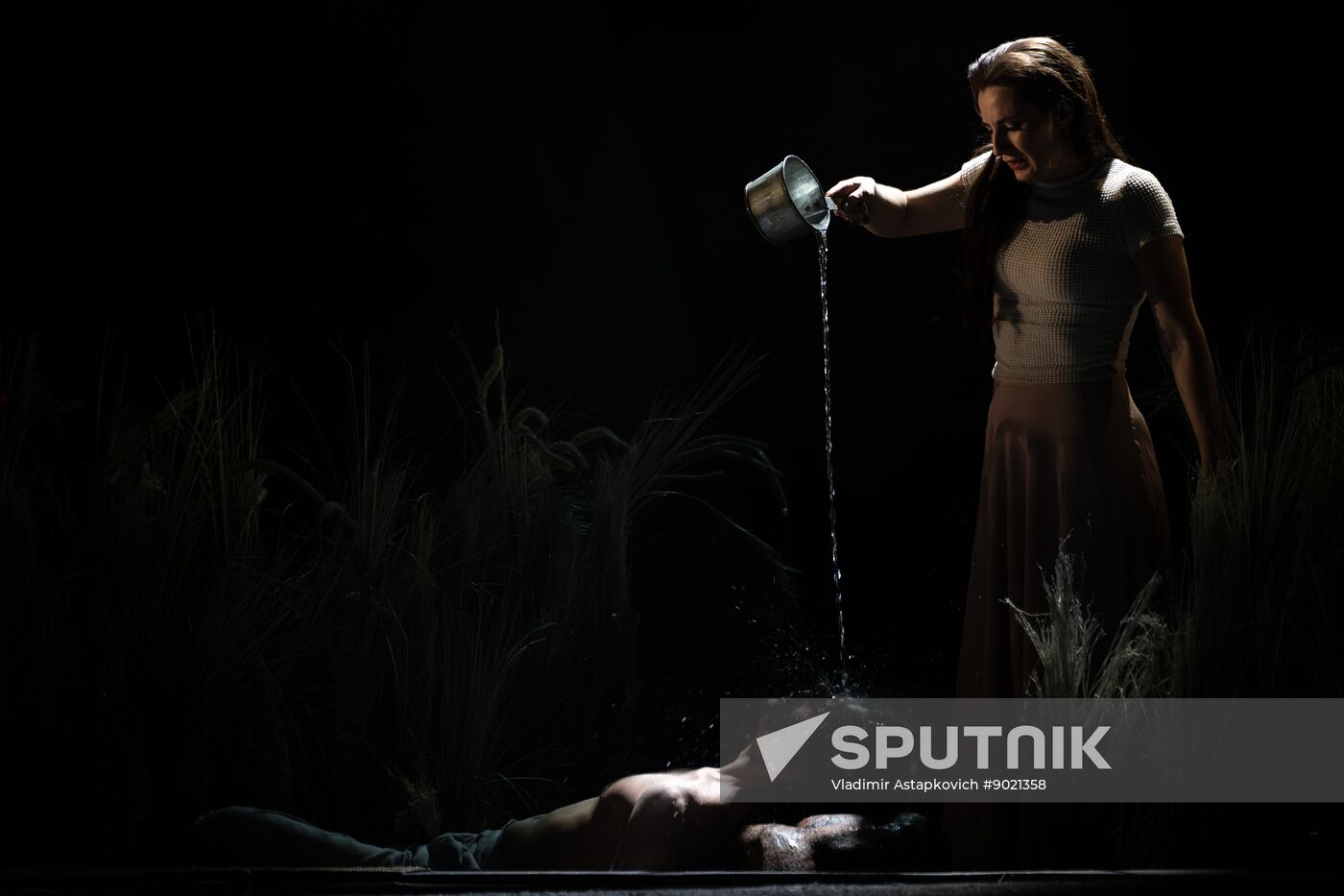 Russia Theatre Messenger