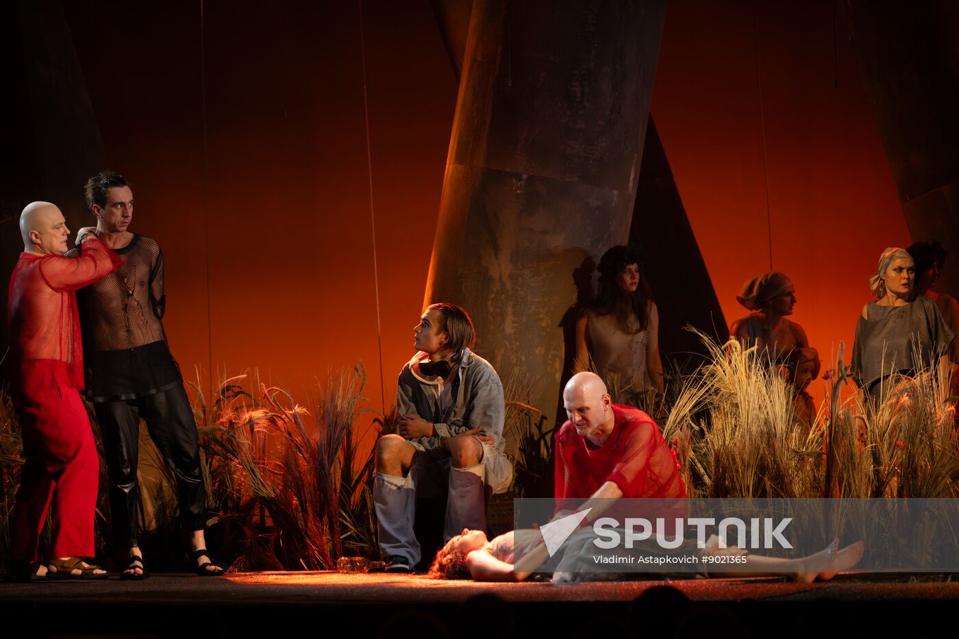 Russia Theatre Messenger